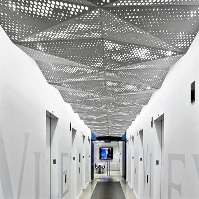 Alüminyum Rastgele Delikli Tavan Tasarımı PVDF Kaplamalı Koridor Tavan Tasarımı