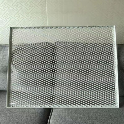 595x595mm Alüminyum Metal Tavan Ekran Mesh Panelinde Yatıyor