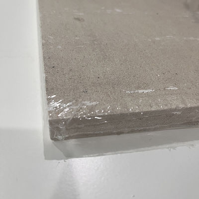 Kongre Merkezi Perforasyonlu Mineral Elyaf Panel 300x300x18mm