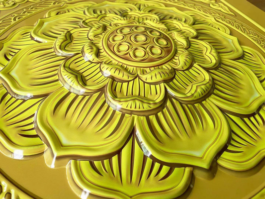 600x600mm Alüminyum Metal Tavan 3D Tapınak Kurulu Altın Varak Buda Salonu Lotus