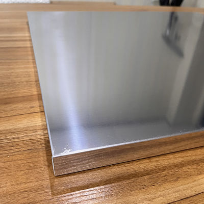 600x600mm Alüminyum Metal Tavan Deliksiz Aodnize Yarım Ayna Alüminyum Kanca On Panel