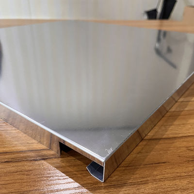 600x600mm Alüminyum Metal Tavan Deliksiz Aodnize Yarım Ayna Alüminyum Kanca On Panel