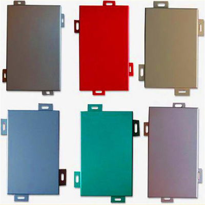 ISO9001 Alüminyum Oluklu Panel 1500X5000mm Özelleştirilebilir Renk
