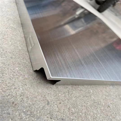 600x600mm Paslanmaz Çelik Tavan Paneli Saç Çizgisi Tavan Döşemesinde Gizli Klips
