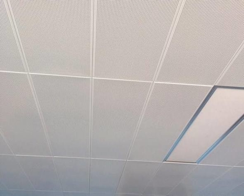 Kongre Merkezi İçin Alüminyum Metal Tavanda 300x1200mm Klips