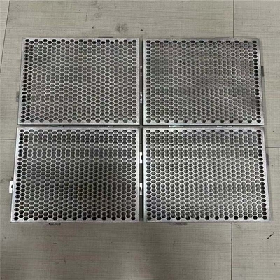 Kaplama Binası İçin 600X600mm Altıgen Delikli Metal Cephe Alüminyum Panel