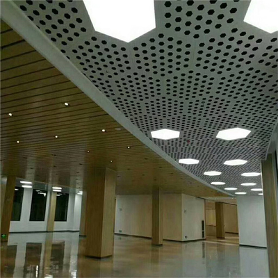 Kongre Merkezi Duvar Dekorasyonu İçin Alüminyum Altıgen Klipsli Tavan