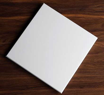 300x1200 Alüminyum Metal Tavan Ultra Mikro Perforasyon Klipsi Tavanda